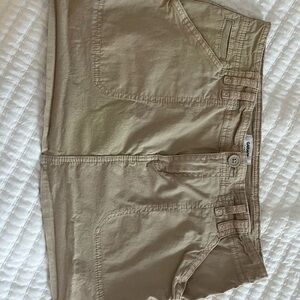 Cargo skirt garage